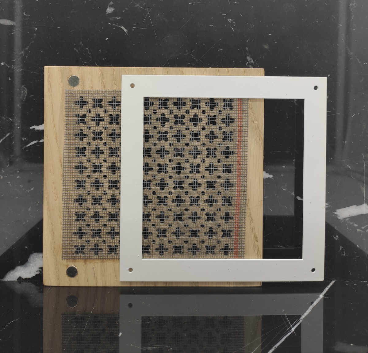 Решетка декоративная деревянная на магнитах Пересвет К-19 150х150мм